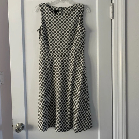 LIKE New Talbots midi dress, M - Picture 4 of 16